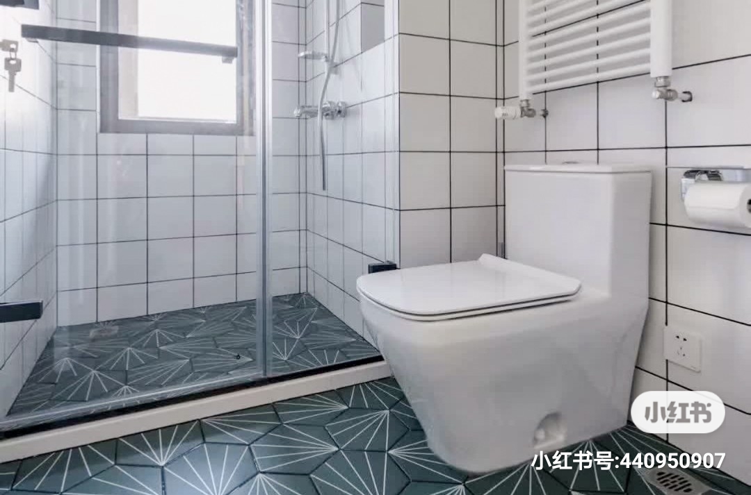 下沉式淋浴房地面做法推荐,钻石型卫生间淋浴房地面做法