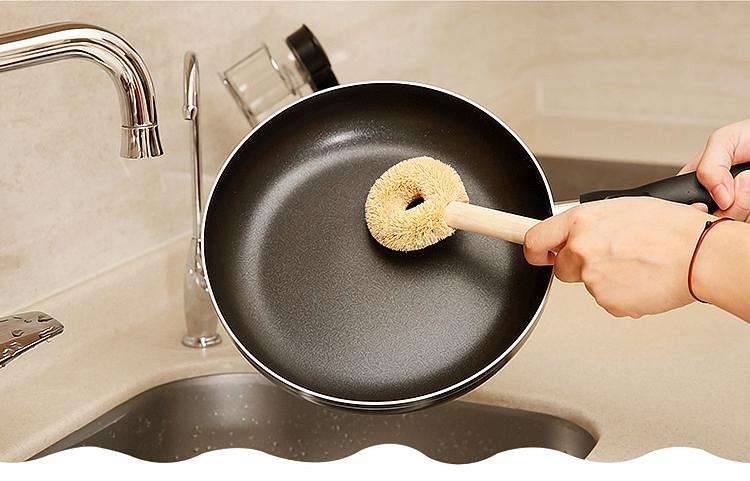 收入超过7位数的主播，推荐了一次不粘锅，为什么被骂这么惨？