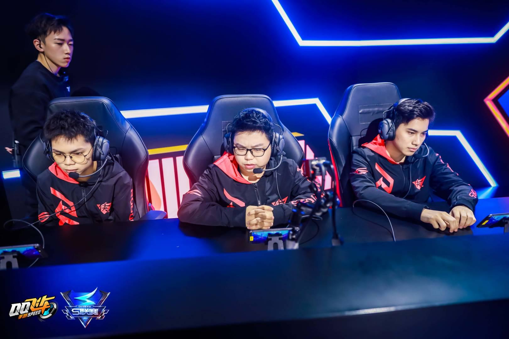 qq飞车手游s联赛比赛回顾歌曲,qq飞车手游s联赛赛后采访