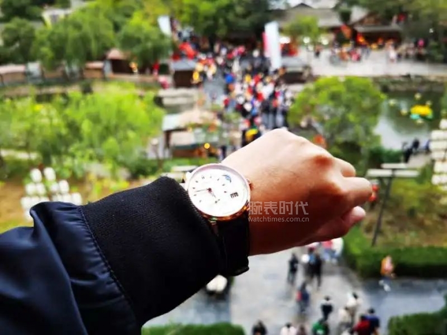 网友晒上千万的手表,网友晒1300手表