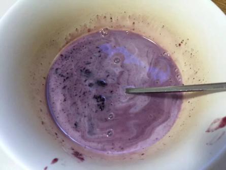 蓝莓慕斯简单版,蓝莓小甜品慕斯