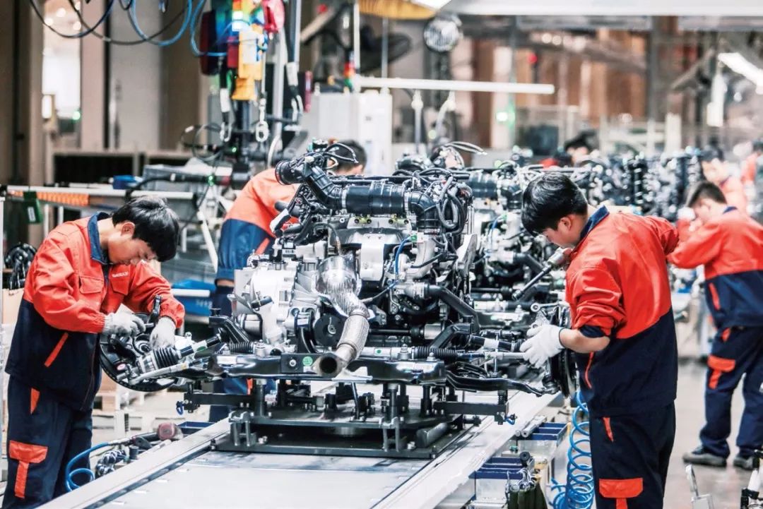 吉利博瑞epro底盘,为什么吉利现在越来越高端