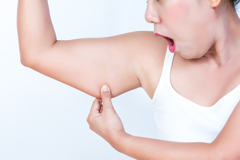 减掉手臂蝴蝶袖的最有效动作,瘦蝴蝶袖的最有效的方法和用法