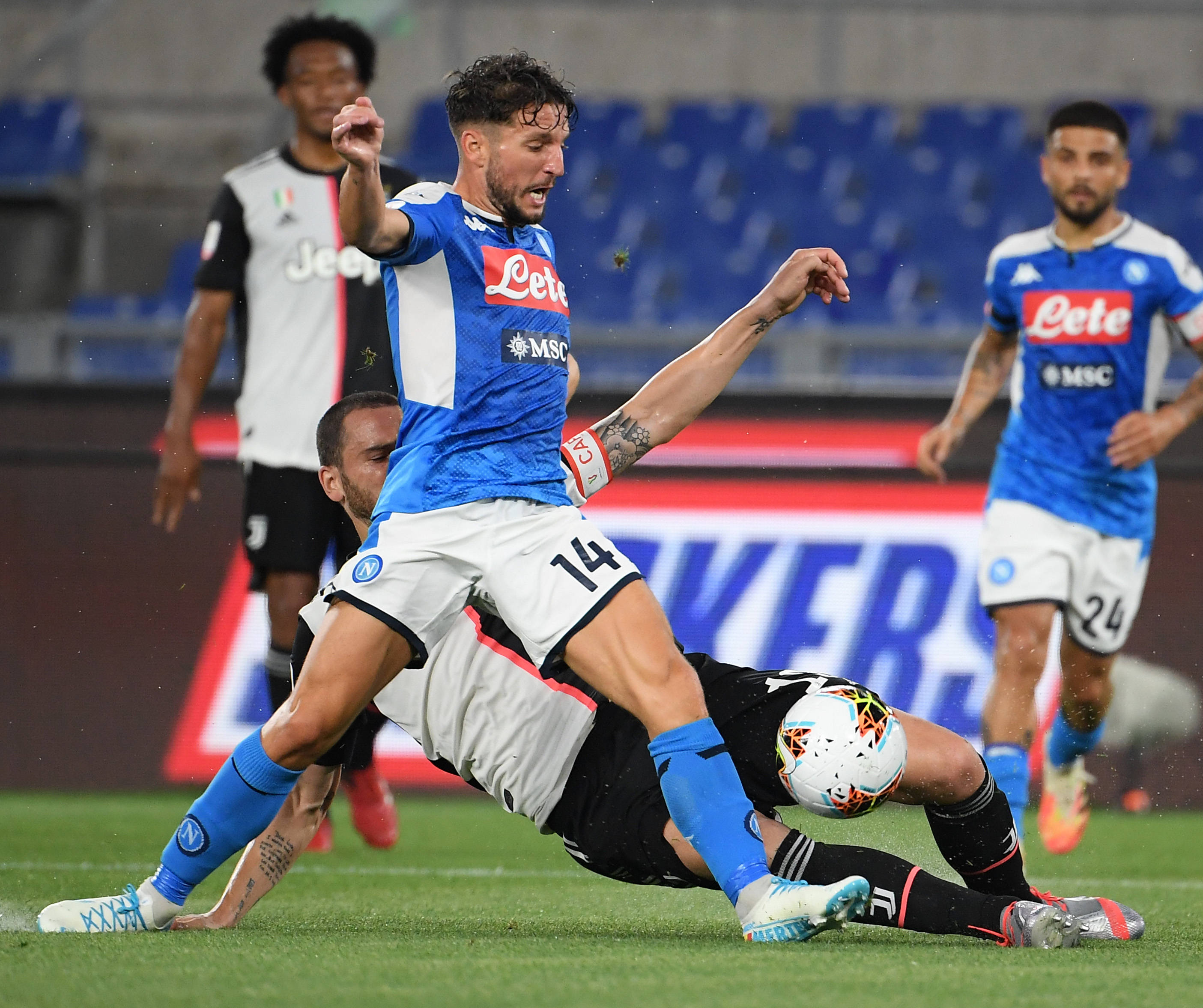 2002世界杯韩国队比赛结果,02世界杯韩国队对意大利主裁判