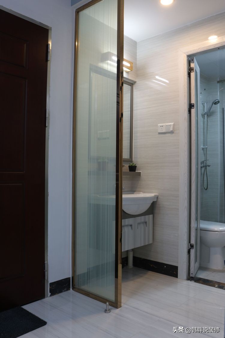 大门直对卫生间怎么处理,老户型进门对着卫生间门怎么化解