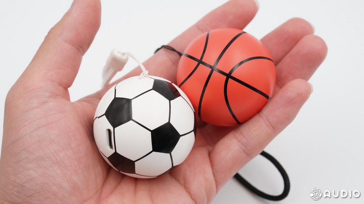 足球篮球蓝牙耳机拆解,足球款蓝牙耳机