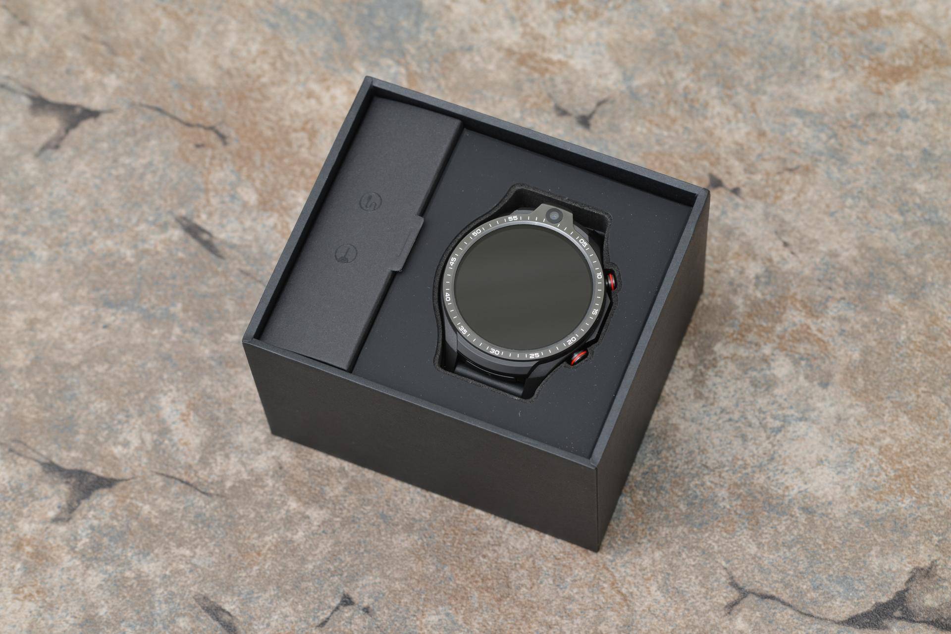 jeepfx-1黑骑士智能手表尺寸规格,jeep黑骑士智能手表最新款