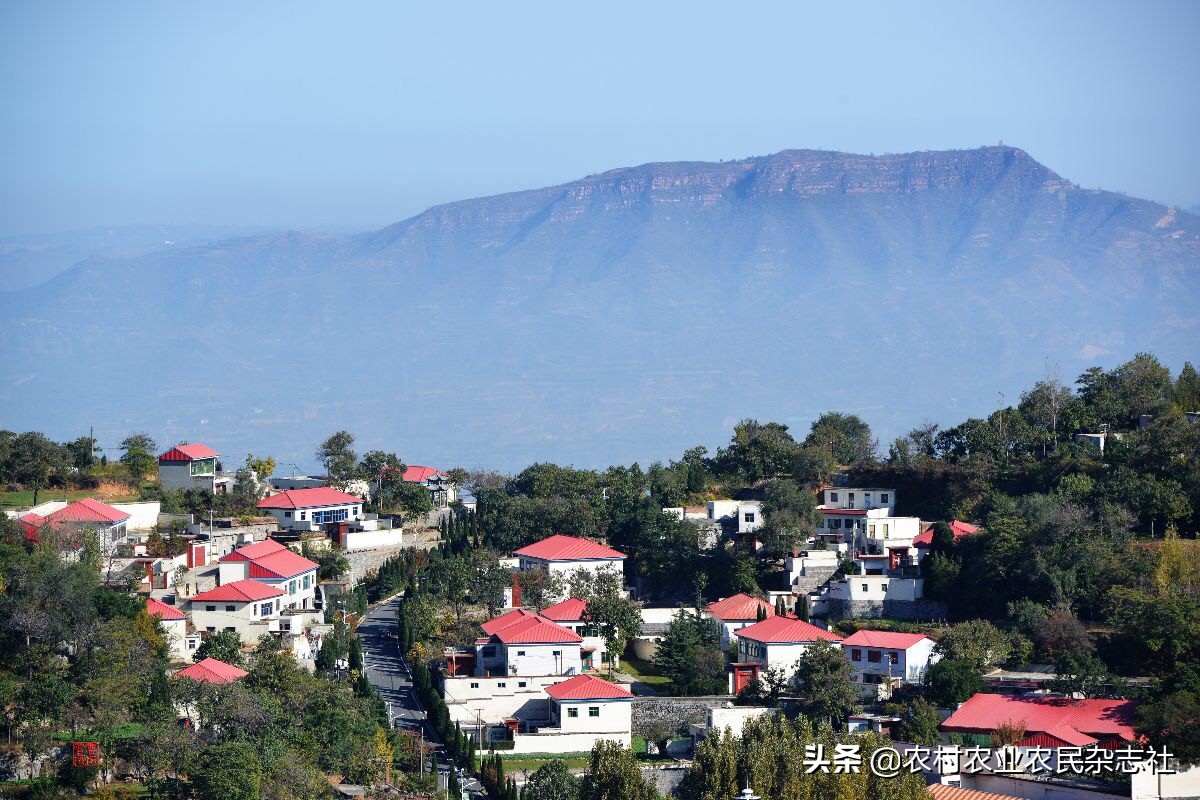 树立打赢脱贫攻坚战的信心,扶贫立新功标准