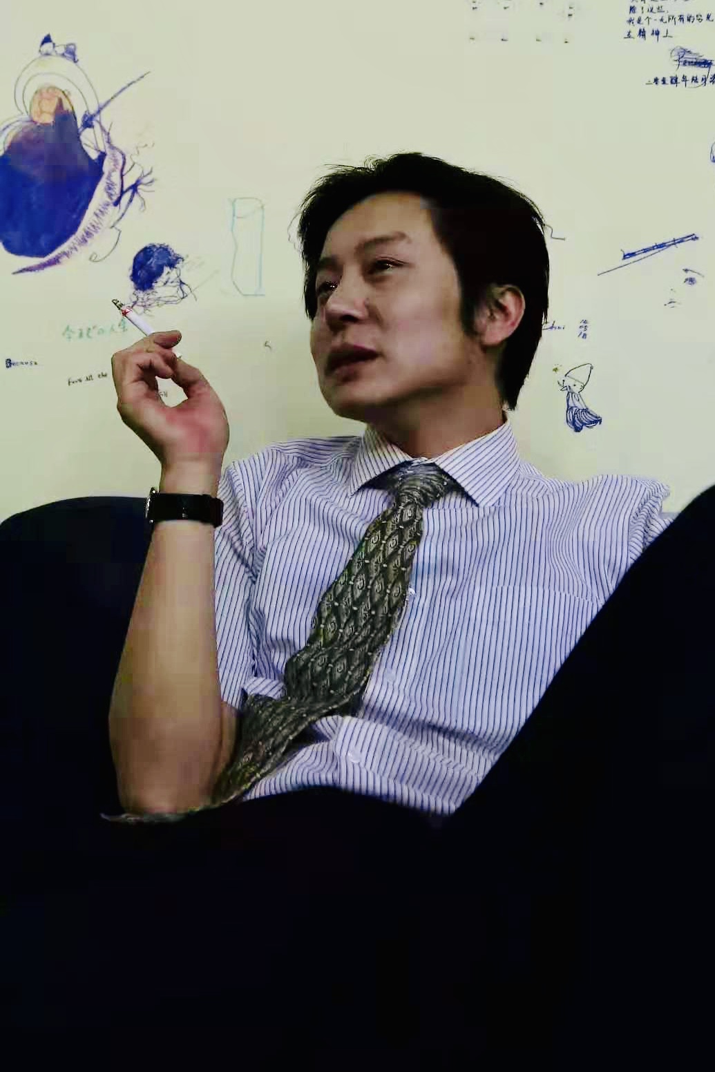 15岁考上北大,38岁沦落到湖南小镇上,成为灰头土脑的小镇青年