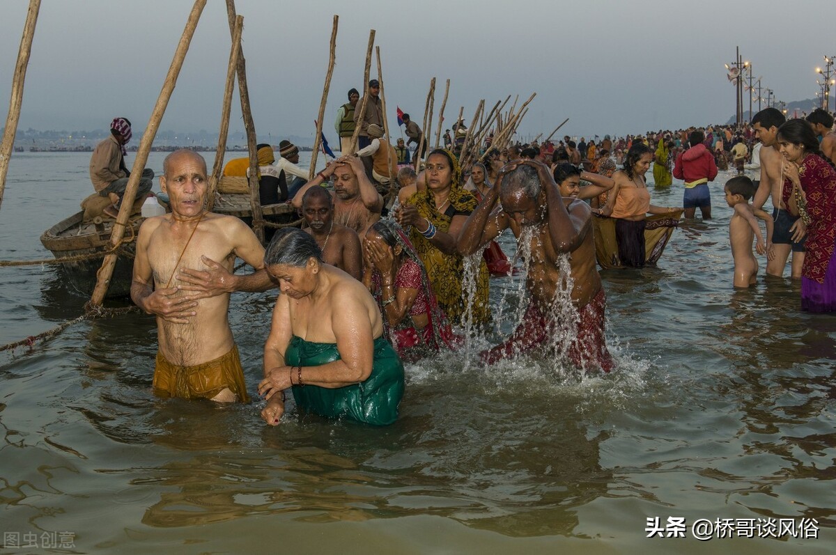 印度人为什么恒河沐浴,印度恒河沐浴是什么习俗
