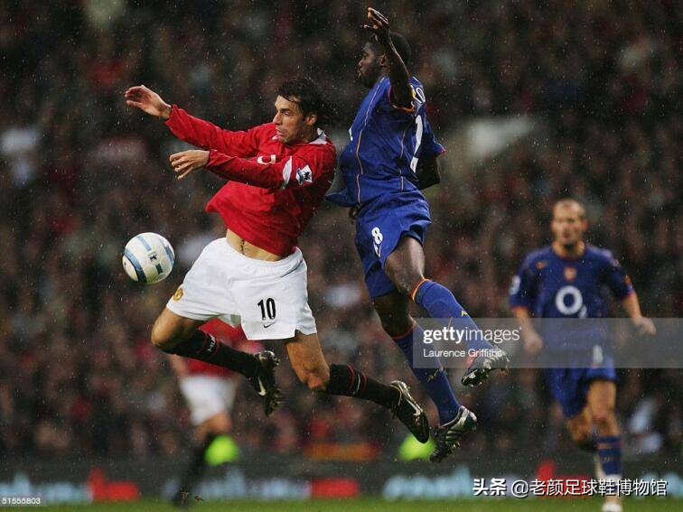 弗格森施压裁判,弗格森公开给穆里尼奥施压