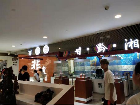 外地人来天津，河西一日游，观天津文教之脉赏西岸演出之美