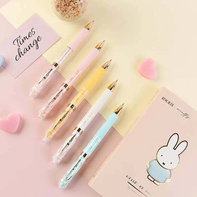 穷小子白手起家成为亿万富翁,穷小子靠自己创业赚钱上亿