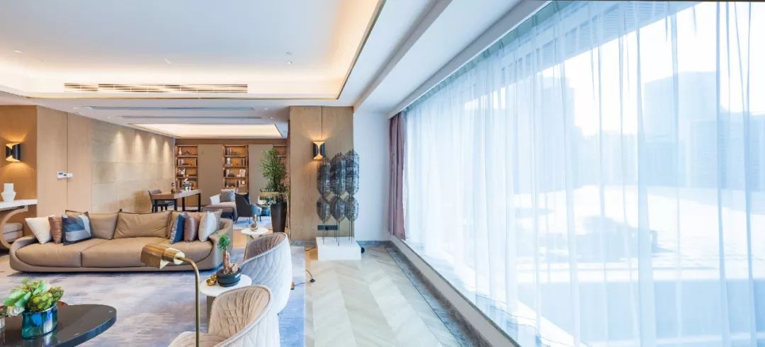 深圳向香港赠送房票后，中心区稀缺资产要断货？