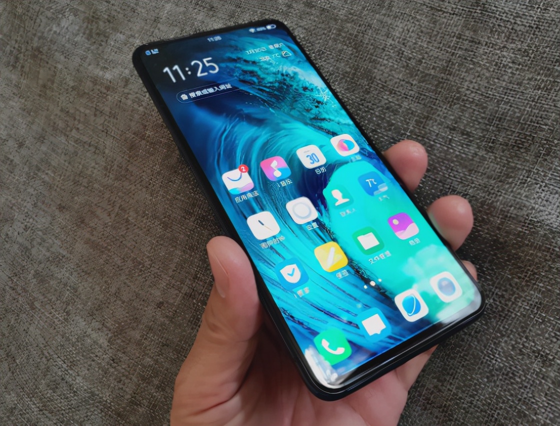 2020年手机运行内存选多大,手机12g运存和8g差距小白测评