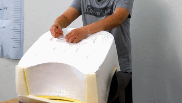 花了4440元买东西,花了1699元买了个玩具