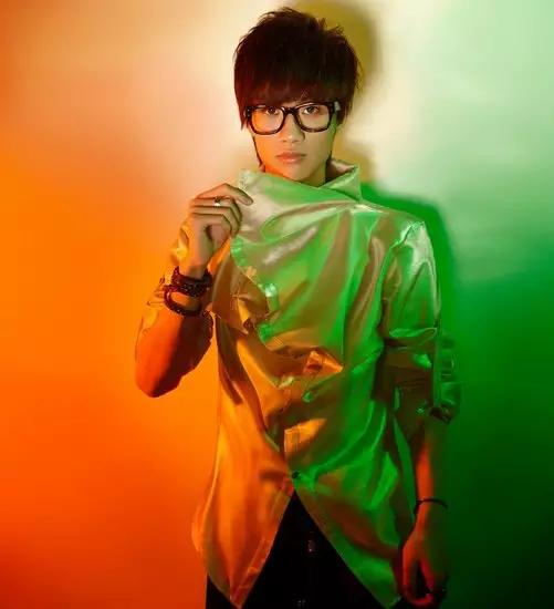 许嵩惟爱你歌词,许嵩惟爱你表达的主题