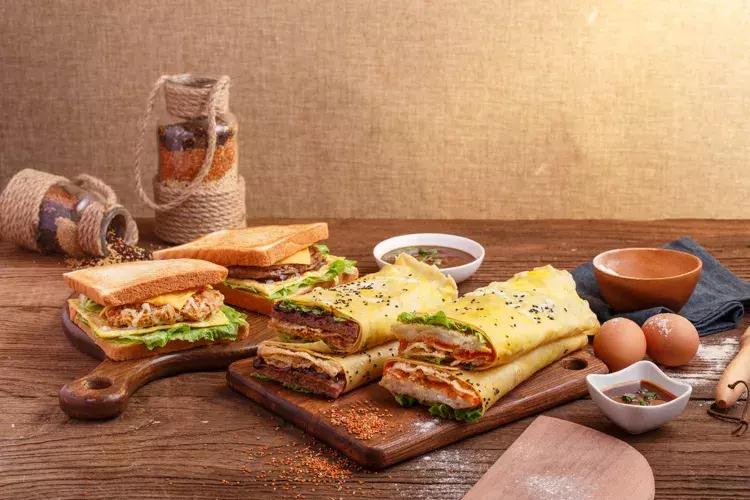 中国煎饼王：4年开100家店，煎饼市场里挖掘高利润！