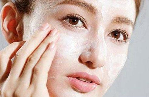 脸起皮干燥紧绷刺痛发红多洗脸,洗脸后皮肤紧绷起皮怎么解决