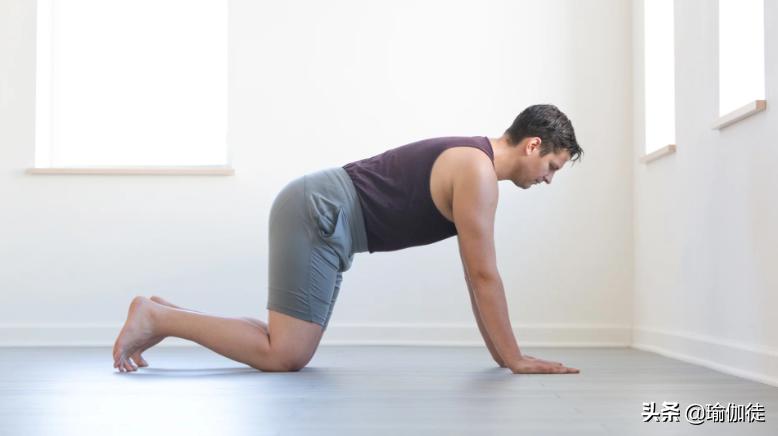 手腕疼痛可以练什么瑜伽,手腕疼的瑜伽康复动作