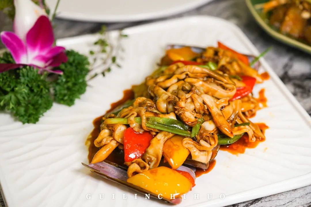 拿珍贵药材坐镇的养生汤馆,一碗隔水原盅炖汤,桂林也能喝到啦