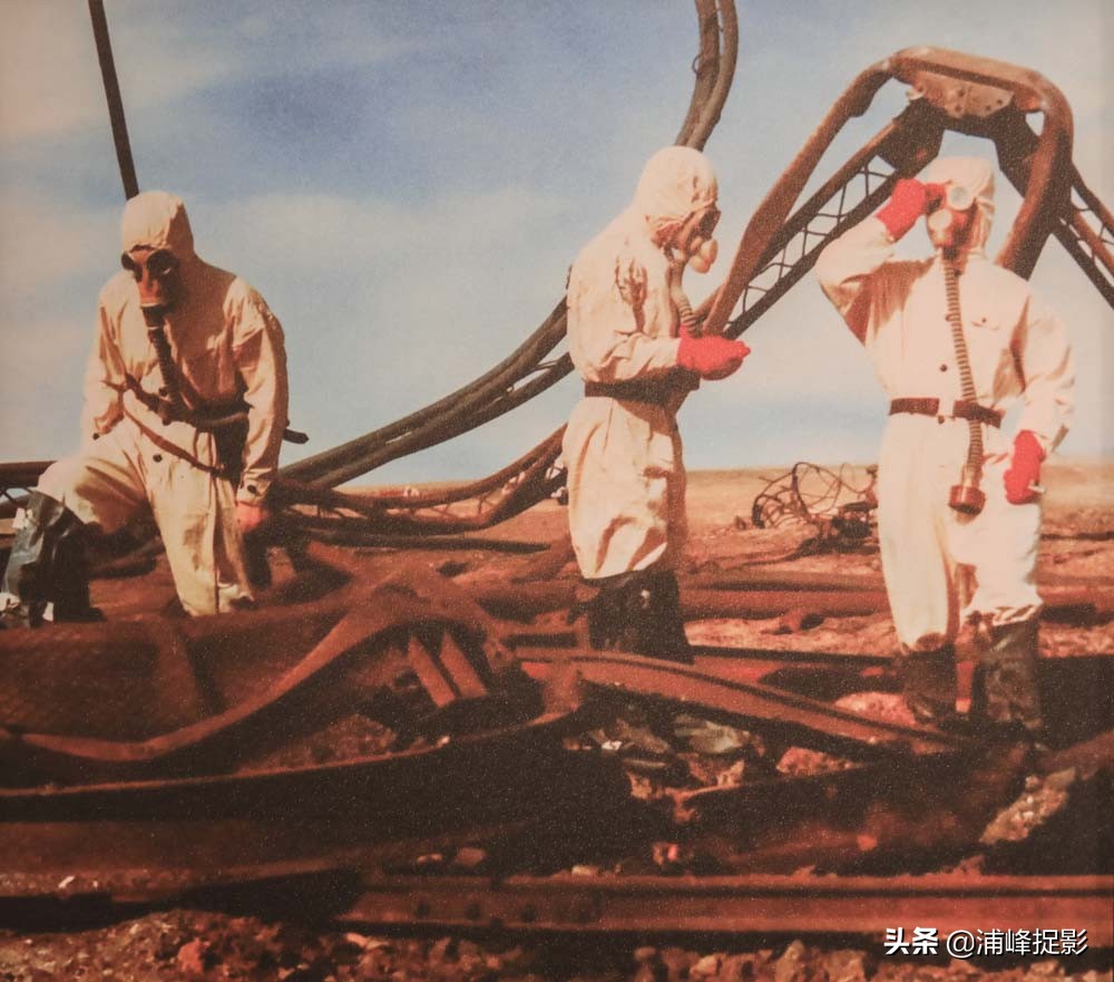 “两弹一星”揭秘激情岁月，第一个弹是什么，几乎无人回答正确