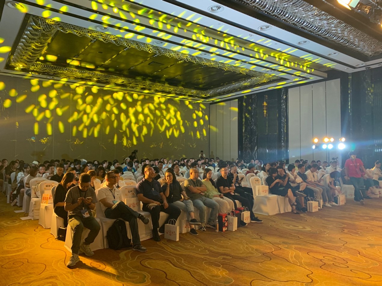 唱吧k歌宝小巨蛋q5麦克风送礼,g2唱吧小巨蛋麦克风ai点歌怎么用