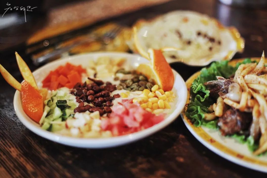 旅游到西藏不可错过的10大美食,拉萨藏餐小吃美食推荐