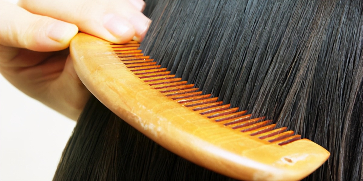 头发油发量少适合什么发型,头发油多用什么洗发水好