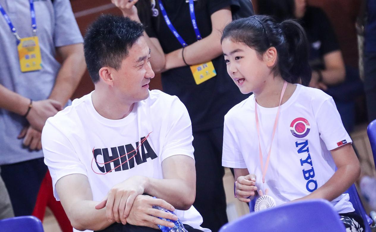 足坛名帅离世曾率队夺世界杯季军,体坛噩耗33岁世界冠军去世