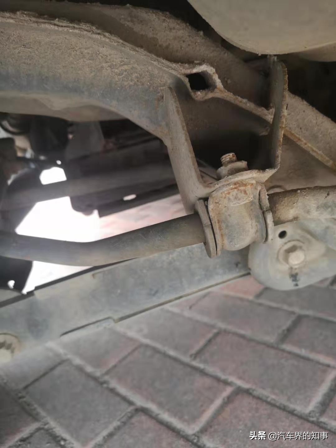 2010款本田crv底盘有异响,本田crv底盘真的那么差吗
