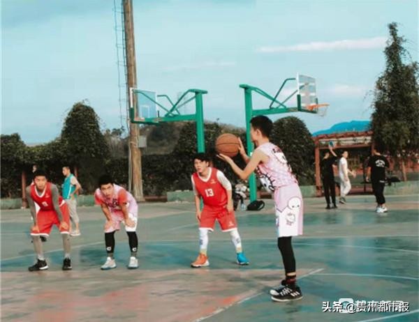 球场上最靓的仔原版,球场上最靓的仔是谁