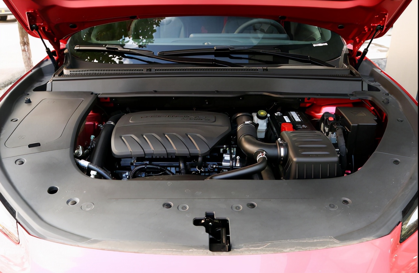 高颜值之选三款平民性能轿车推荐,这两款小车才是年轻人首选