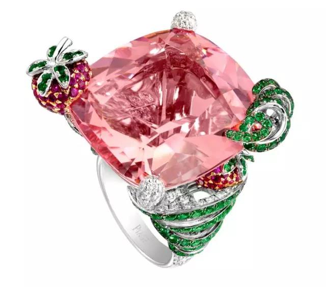 对付女人,没有一件珠宝解决不了的!