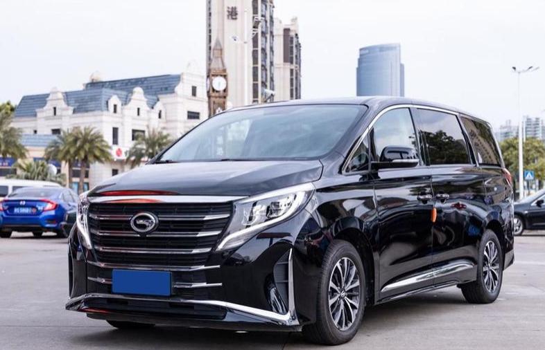 广汽传祺m8领秀豪华版试驾,广汽传祺m8领秀系列390尊享版试驾