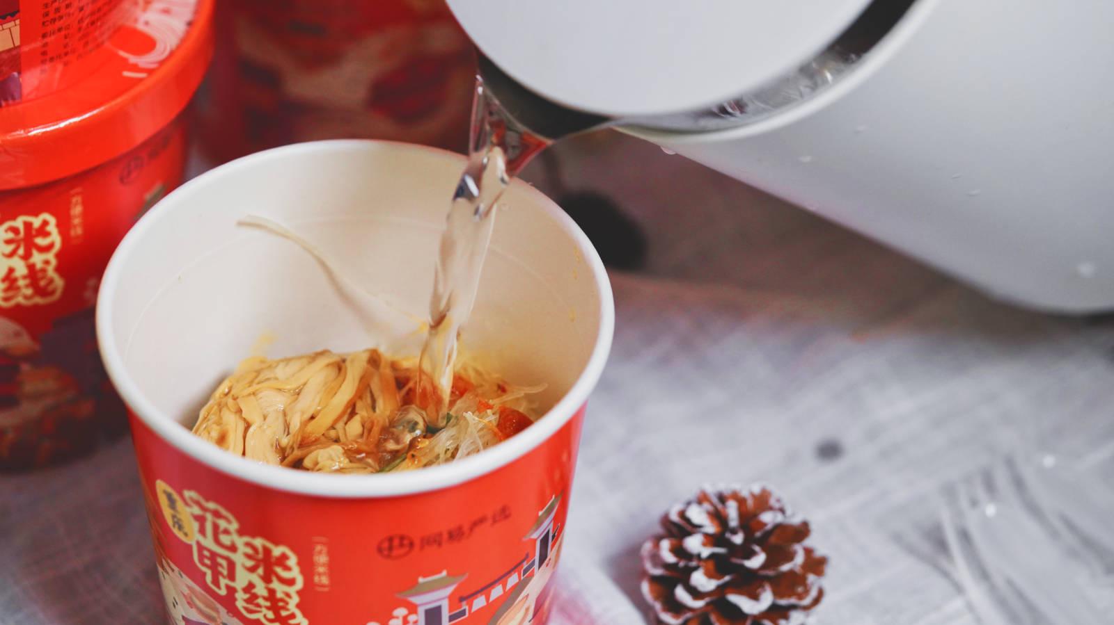 网易严选新款三拼烘焙粮测评,网易严选和零食测评