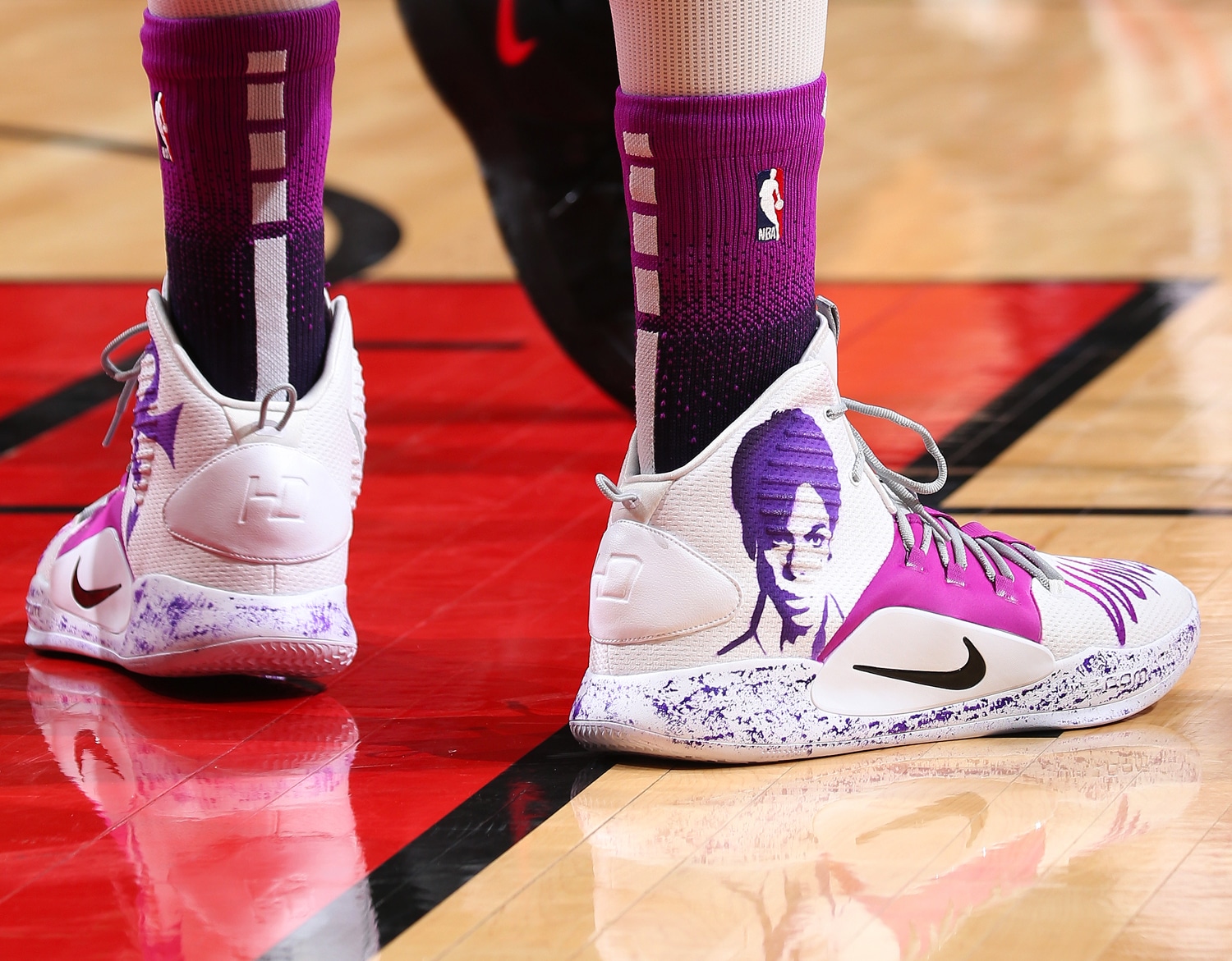 NBA赛场最近三天篮球鞋精选集：鞋头们的赛季鞋王之争越发激烈