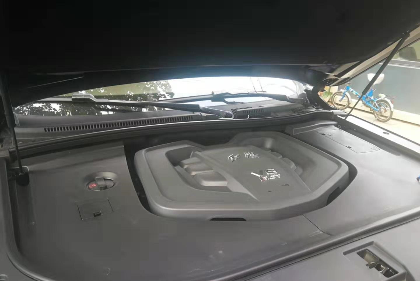 丰田霸道2700和4000高速区别,普拉多2700和新款3.5怎么选