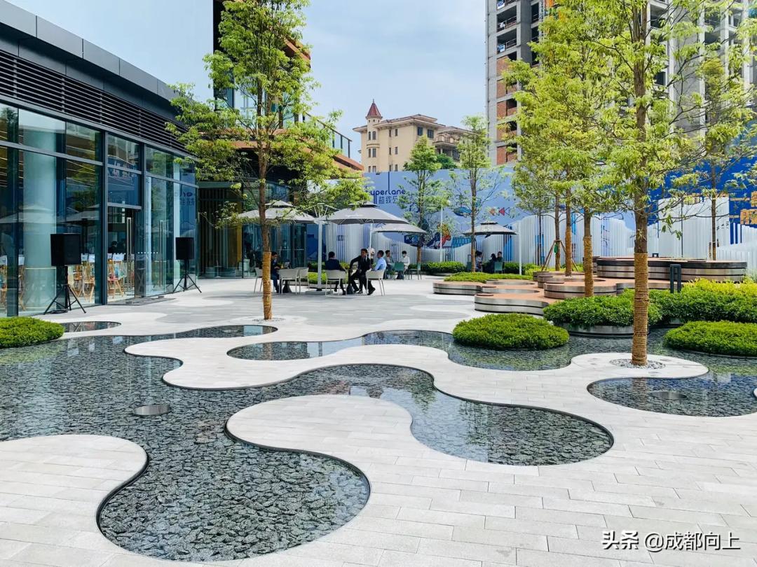表笑，新都在建筑设计上已逆袭，站稳鄙视链顶端