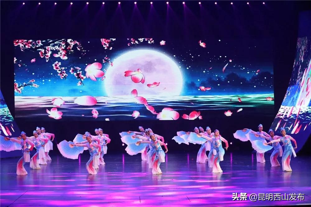 昆一中西山学校校服购买,昆一中和昆一中西山校区