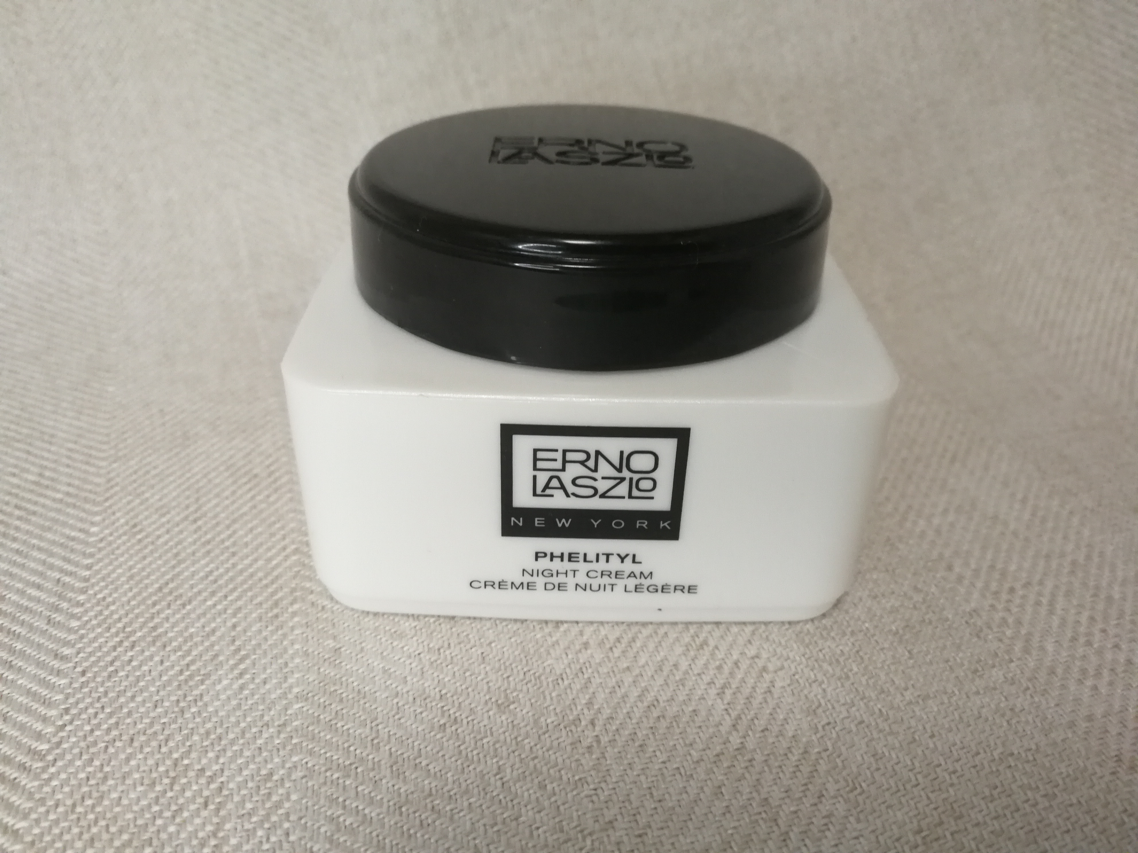 冬日底妆教程持久不卡粉步骤,冬天底妆不卡粉先做好这三点