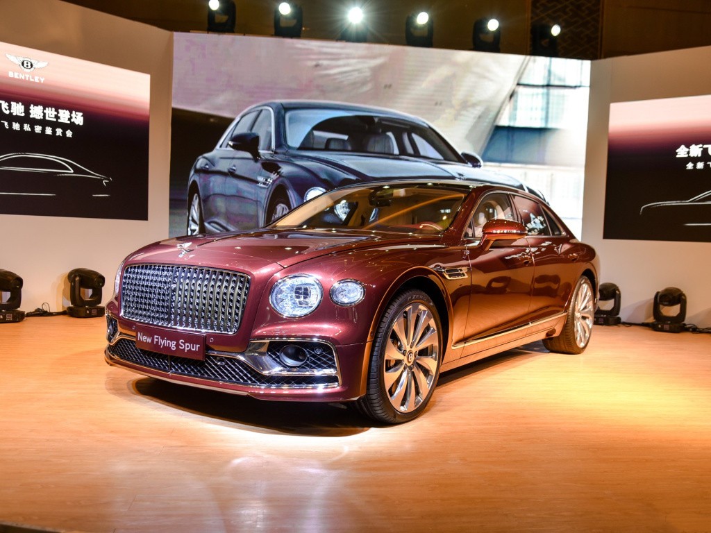 为什么同样的车型都不同配置,为什么同样配置的车比4s店优惠高