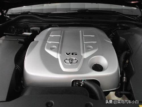 10年丰田皇冠2.5值得买吗,丰田皇冠和汉兰达哪个更值得买