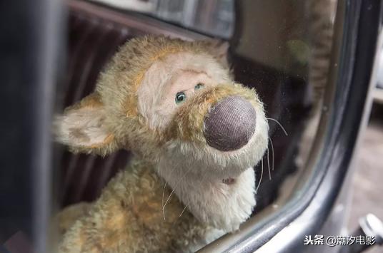 大朋友们,来我带你们看黑化的《小熊维尼》