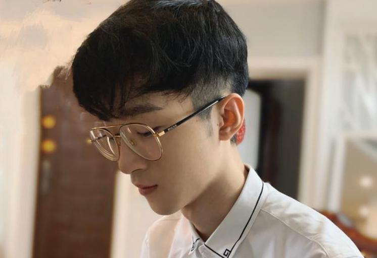 林更新和王小歪打游戏,王小歪与林更新打吃鸡