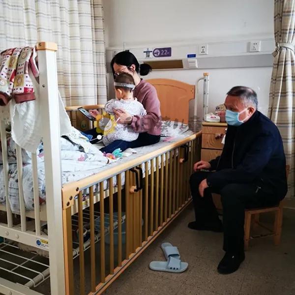 1岁孩子抗癌之路急需手术费,10岁孩子竟患癌医院两周收治3例