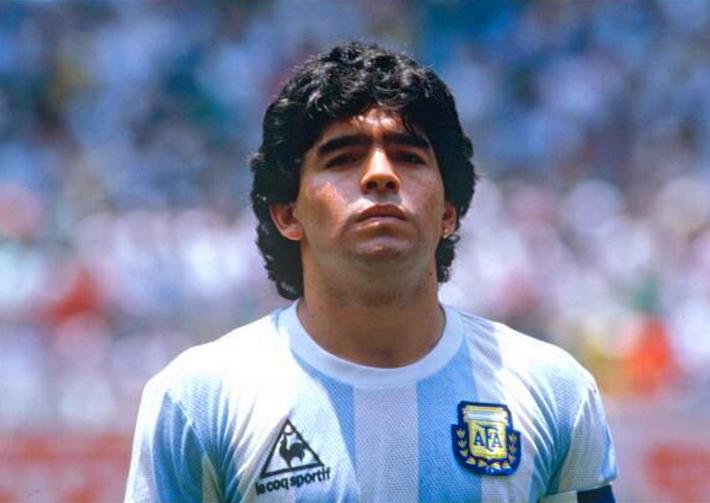 纪念马拉多纳离去一年,马拉多纳最后一场告别赛