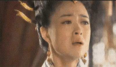 上粉底脸上搓泥是怎么回事啊,一上妆就搓泥怎么办