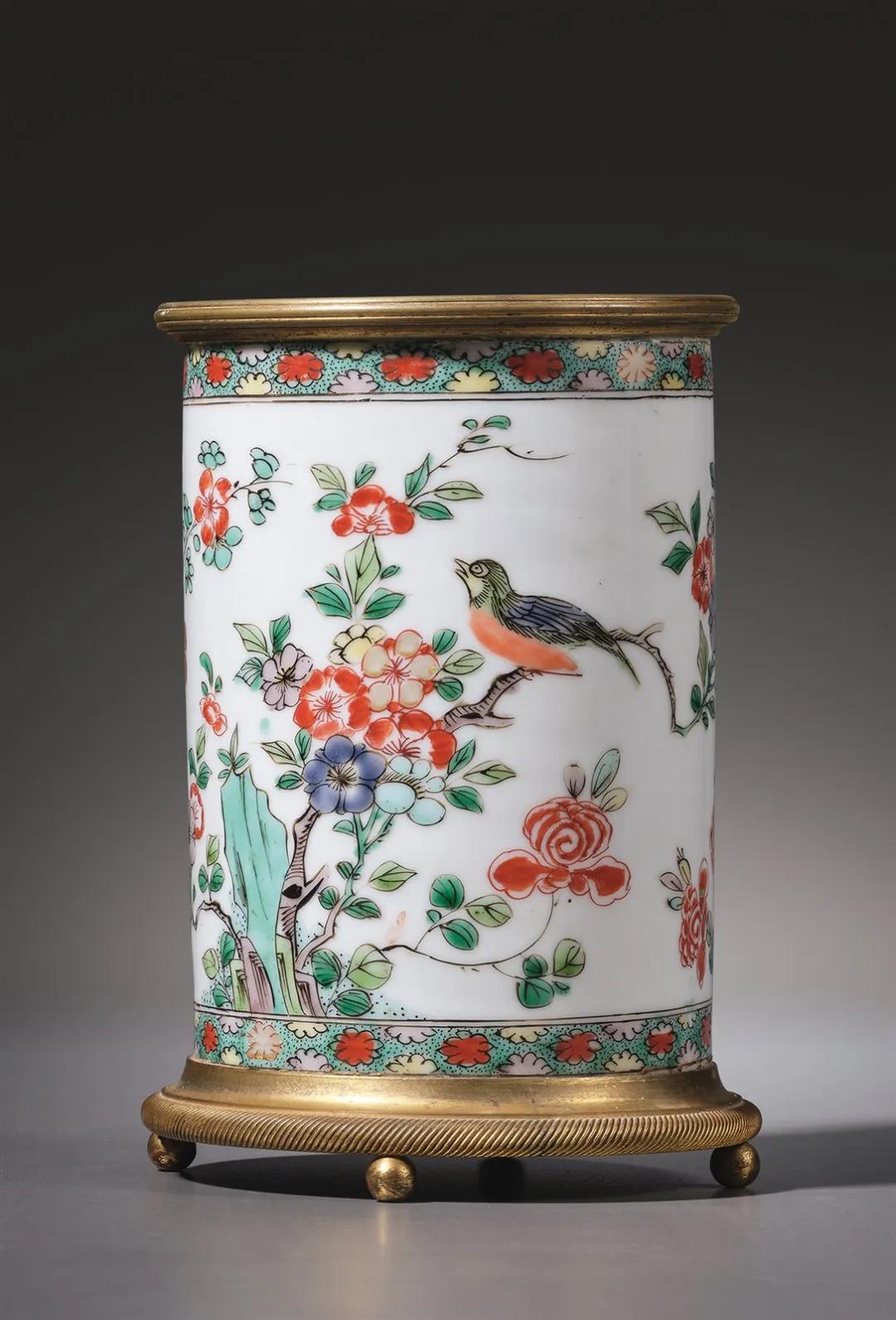 2024春拍晚清瓷器成交记录,2021中国艺术品明清瓷器成交前十