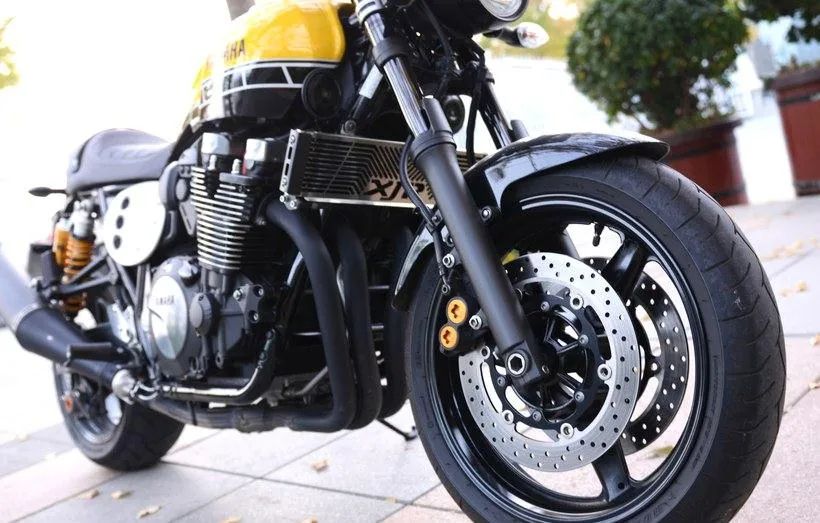 2020款顶配电喷雅马哈xjr1300,本田cb1300雅马哈xjr1300